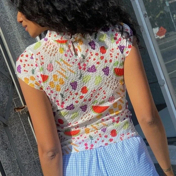 Lisa Says Gah Fruit & Veggie Top - Picture 2 of 8